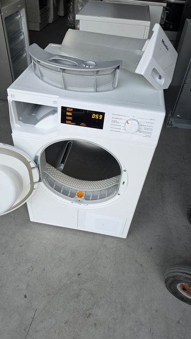 Сушилня Miele T1 8kg
