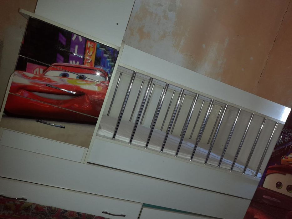 Детская кровать.