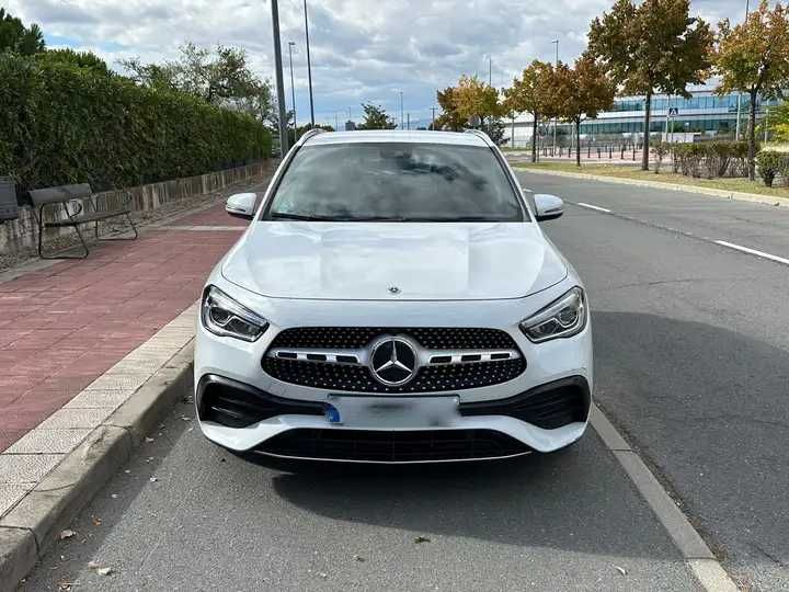 Продавам Мерцедес GLA 200 на части 1,4 бензин 2022г.
