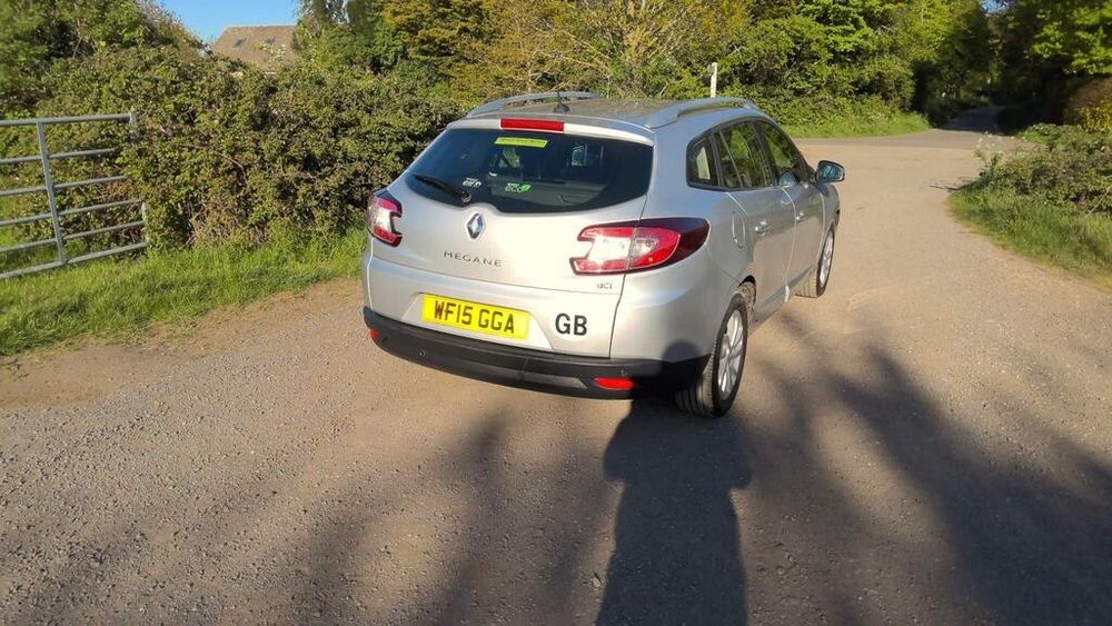 Dezmembrez Dezmembrari Renault Megane 3 motor 1.5 dci