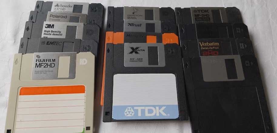 Dischete 3.5" (Sony, TDK, Verbatim) + 2 Casete Plastic (12 buc) + Cutii Originale