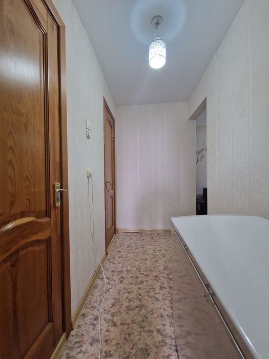 Продам 3 кв 71 квм рн Шанхай