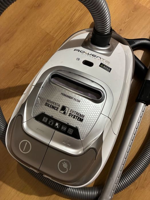 Прахосмукачка Rowenta Silence Force RO6477EA – много тиха и мощна