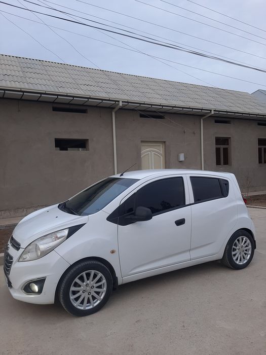 Spark sotiladi srochna