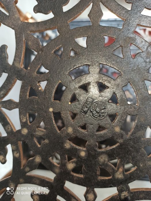 Старинная этажерка