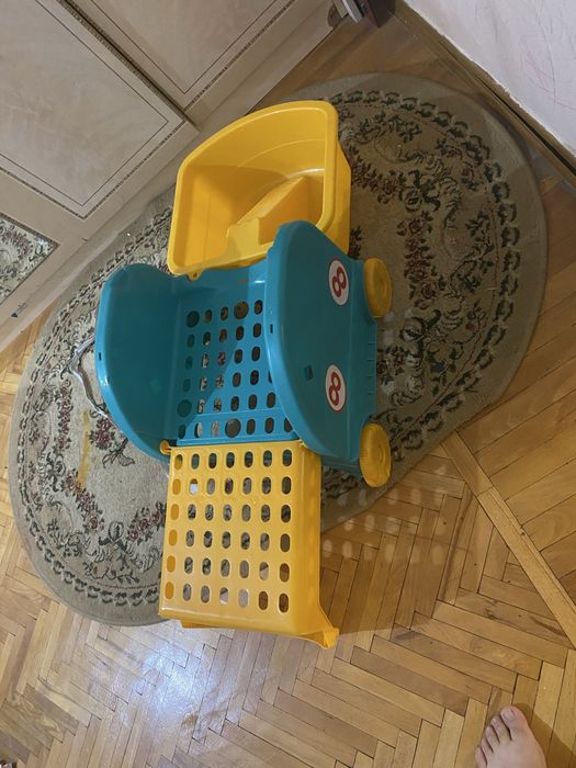 Детский стол, стулчик для моика головы