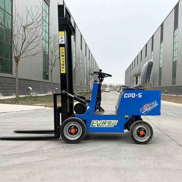 Високопроходим Електроповдигач, високоповдигач, повдигане до 3 метра