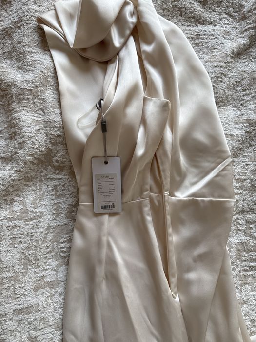 Платье новое, с биркой