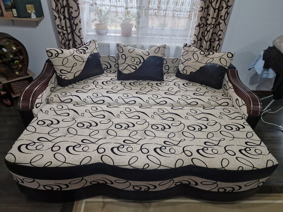 Canapea extensibilă