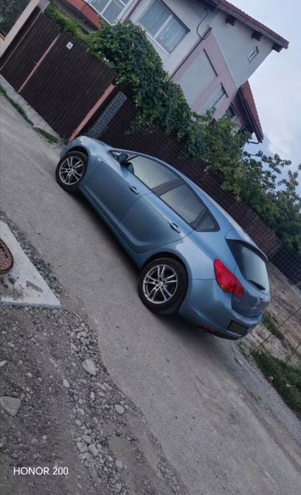 OPEL Astra 2011 — imagine 2