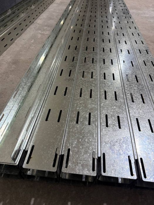 GIEK engineering kabelni latok