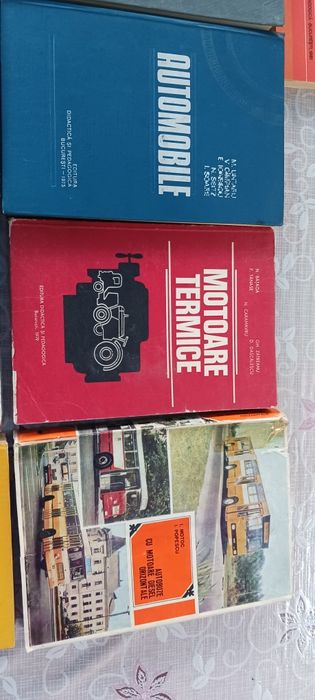 Carti tehnice, autobuze, automobile, tractoare