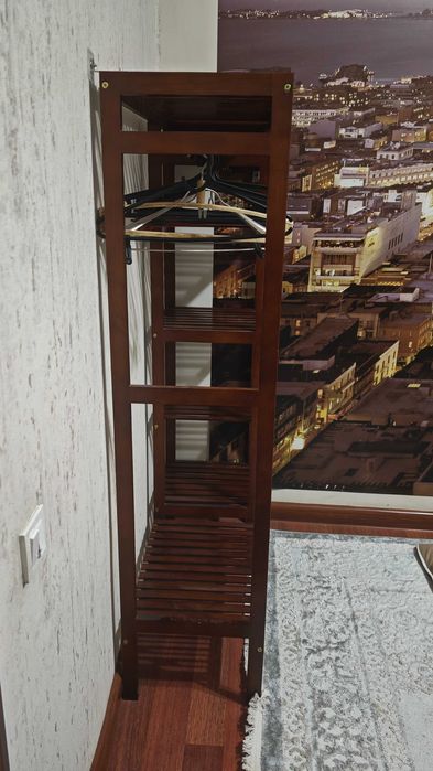 Продам деревянный стеллаж