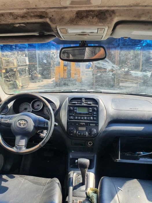 Toyota Rav4 an 2001  Dezmembrez/Dezmembram