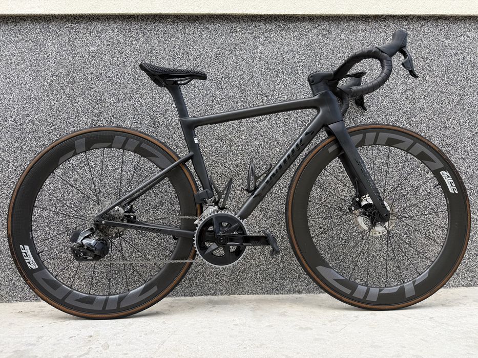Specialized S-Works Tarmac SL8 2025 FACT 12r Carbon • SRAM Rival eTap AXS • Zipp 404 Firecrest