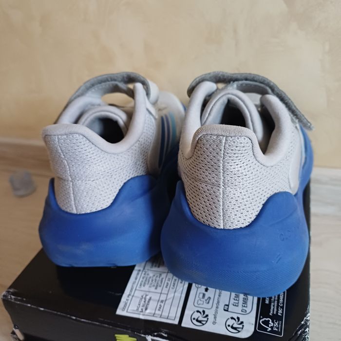 Adidasi Adidas marimea 30