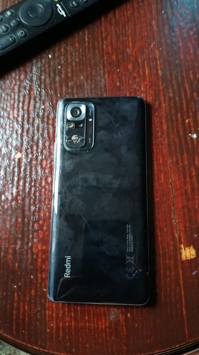 Продам телефон редми