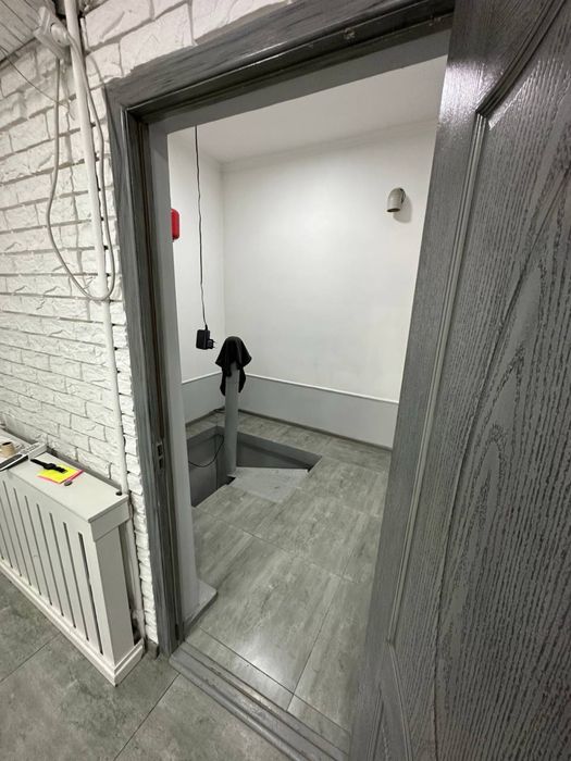 Первая линия Шота Руставели 81