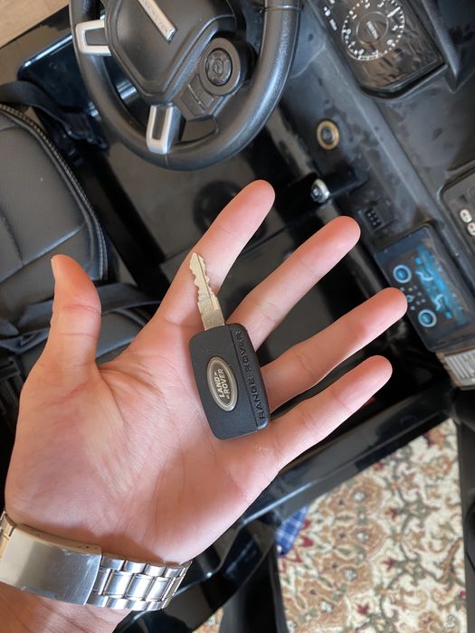 Детский электромобиль