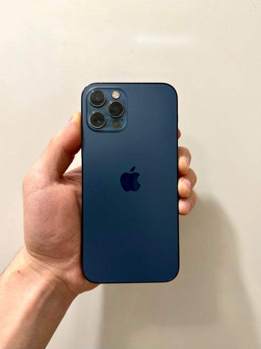 iPhone 12 Pro Max (128GB) 10/10!