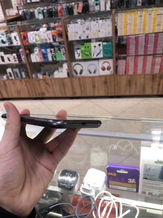 Айфон 11 сатылады