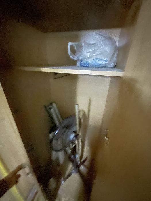 Продам шкаф небольшой