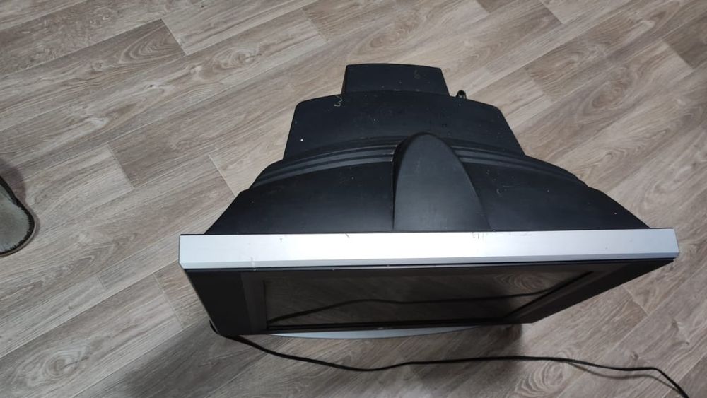 Продам телевизор