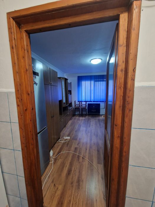 Vând camera de cămin!