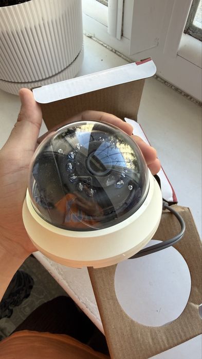 Камера hiwatch новая