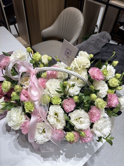 Цветы 2шт получено час назад свежий