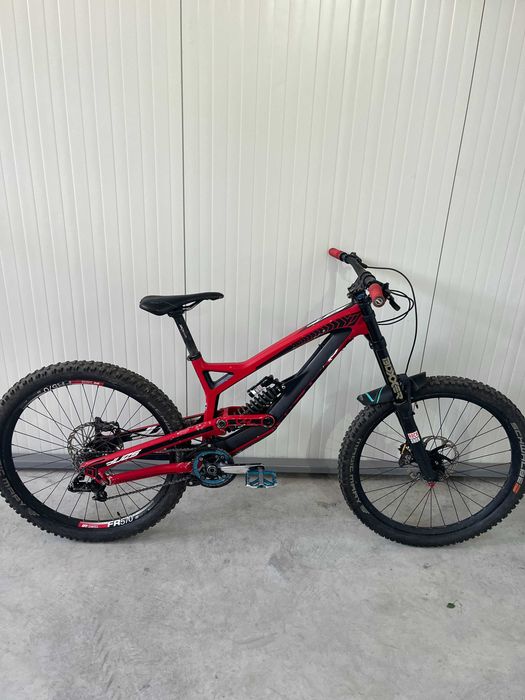 YT Industries Tues Pro 2016 L 27.5