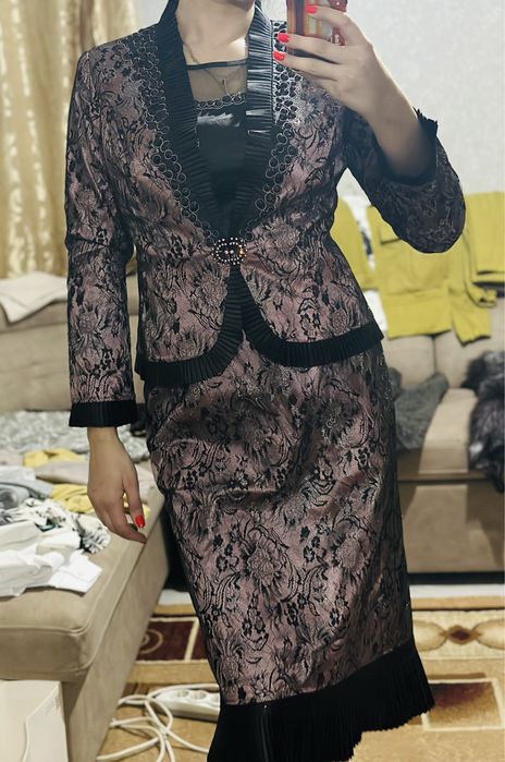 Костюм тройка, италия.