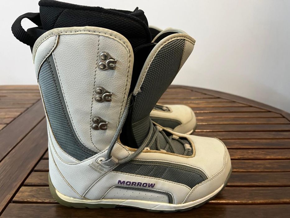 Boots Snowboard 40