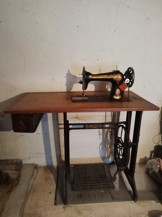 Шевна машина Singer