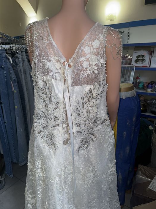 Официална рокля