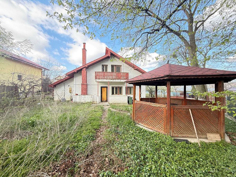 Casa de vanzare Bucium - Barnova - zona centrala