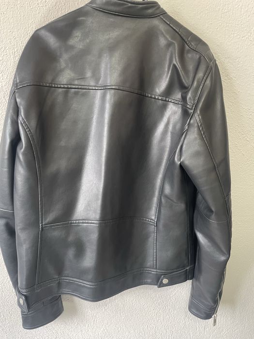 Кожено яке BERSHKA