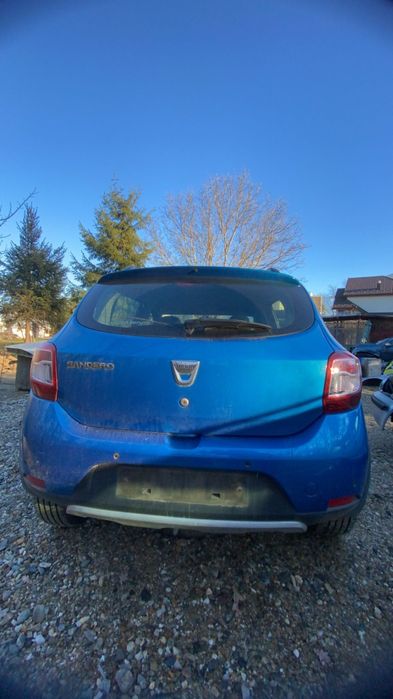 Dezmembrari bara usa capota aripa lampa far airbag sandero stepway 201