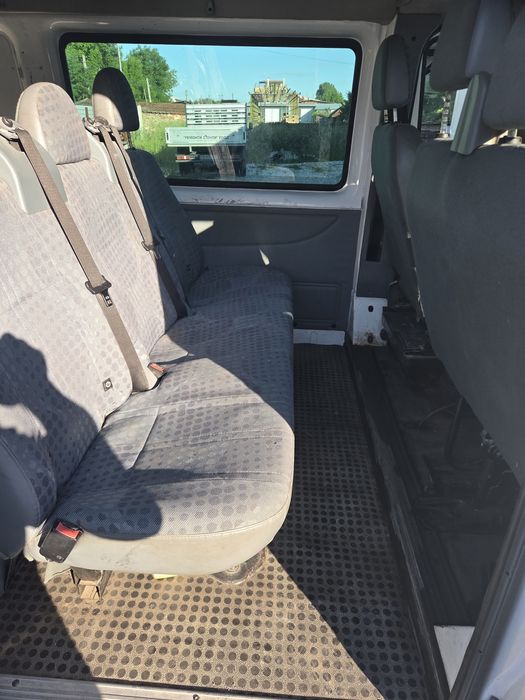 Продавам бус Ford Transit товаропътнически
