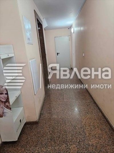 Дава се под наем Едностаен апартамент в София, Витоша - 40 кв.м за 423.81 € - Снимка #7