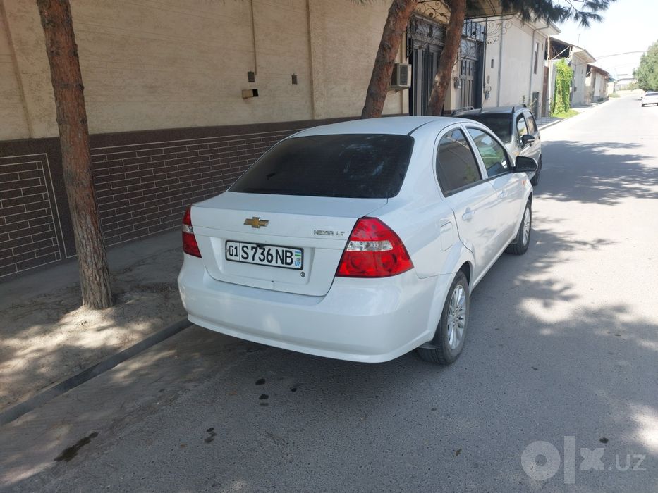 Nexia 3 sotiladi srochniy