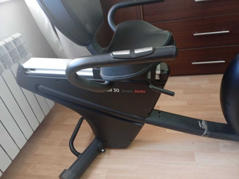 Велотренажер Ammity DR-30 горизонт-ный 76 программ. отличн состояние