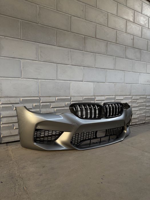 Оригинал бампер от BMW F90 M5