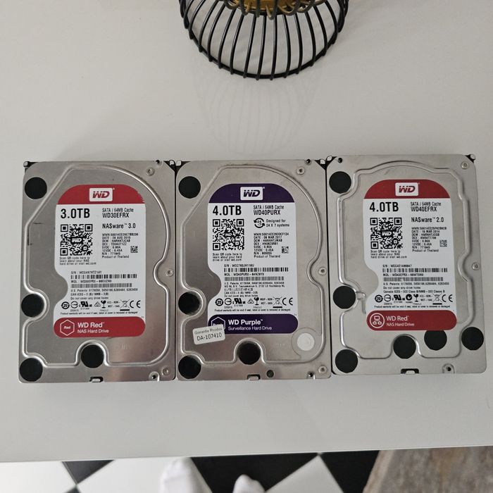 HDD WD Red / WD Purple 3TB & 4TB SATA – Testate, stare bună