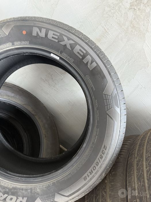 R18 Nexen Kareski yangi 1000 km yurgan 235/60/18
