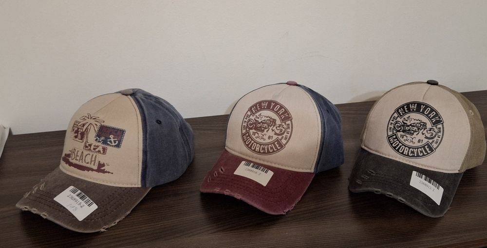 Спортни шапки унисекс.