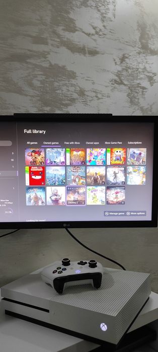 Xbox one S+ controller + jocuri
