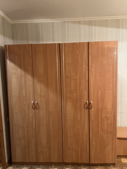 Продам всю мебель в доме!