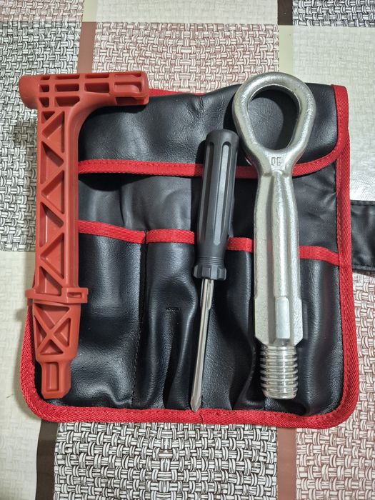 Буксирочный крюк БМВ