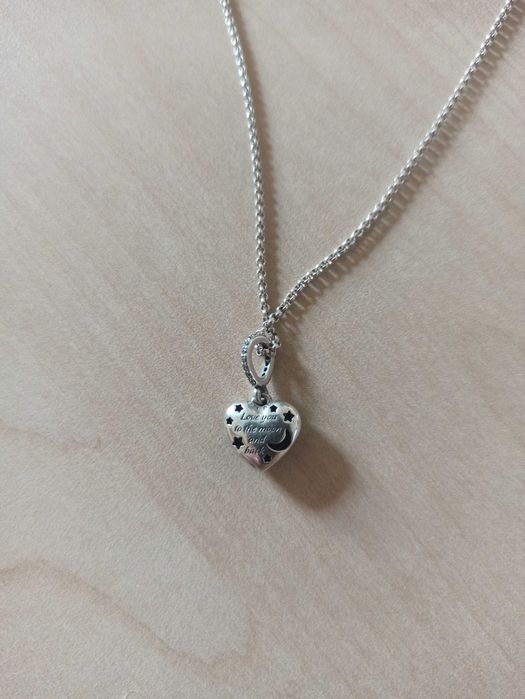 Колие Pandora Love you to the moon and back
